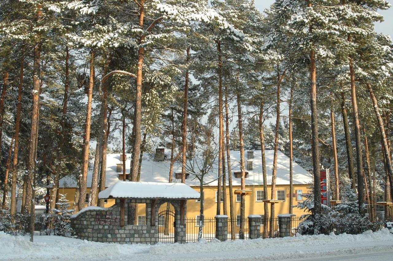 Hotel Gosciniec Borne Sulinowo - Byla Baza Wojskowa Exterior foto